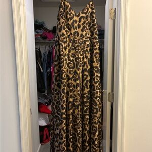 Fashion Nova Sleeveless Leopard-Print Maxi Dress in Tan and Black